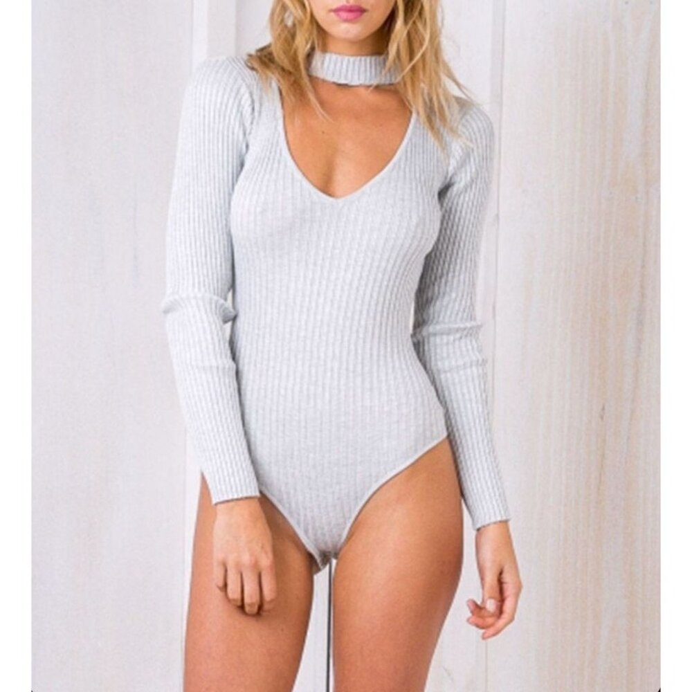 NWOT Women's Long Sleeve Deep V-Neck Ribbed Choker Bodysuit Sz Large Gray